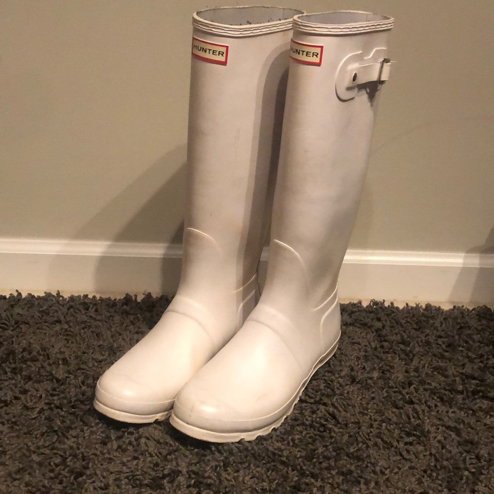 Tall hunter boots